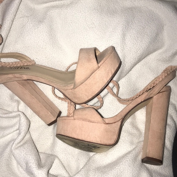 Heels - Picture 4 of 5